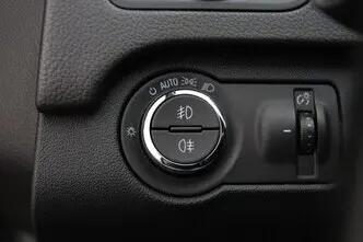 Opel Insignia, 1.6, 125 kW, bensiin, manuaal, esivedu