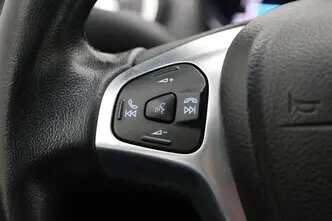 Ford Fiesta, 1.5, 70 kW, дизель, механическая, передний привод