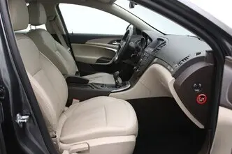 Opel Insignia, 1.6, 132 kW, petrol, manual, front-wheel drive