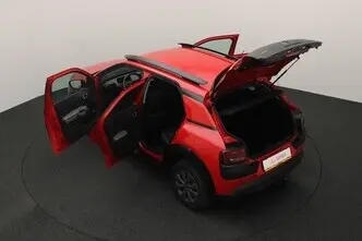 Citroën C4 Cactus, 1.6, 73 kW, diesel, manual, front-wheel drive