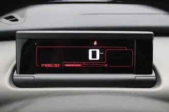 Citroën C4 Cactus, 1.6, 73 kW, diesel, manual, front-wheel drive