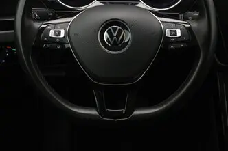 Volkswagen Touran, 2.0, 85 kW, diesel, automatic, front-wheel drive
