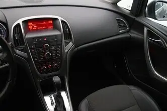 Opel Astra, 1.4, 103 kW, bensiin, automaat, esivedu