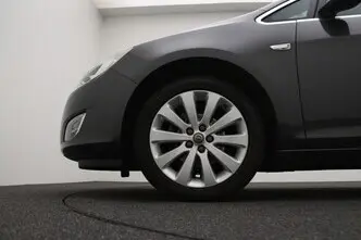 Opel Astra, 1.4, 103 kW, bensiin, automaat, esivedu