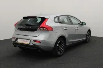Volvo V40, 2.0, 110 kW, diisel, automaat, esivedu