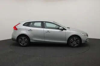 Volvo V40, 2.0, 110 kW, diisel, automaat, esivedu