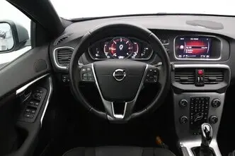 Volvo V40, 2.0, 110 kW, diisel, automaat, esivedu