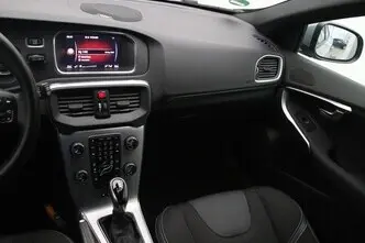 Volvo V40, 2.0, 110 kW, diisel, automaat, esivedu