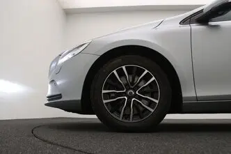 Volvo V40, 2.0, 110 kW, diisel, automaat, esivedu