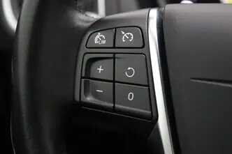 Volvo V40, 2.0, 110 kW, diisel, automaat, esivedu