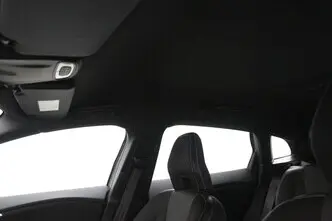 Volvo V40, 2.0, 110 kW, diisel, automaat, esivedu