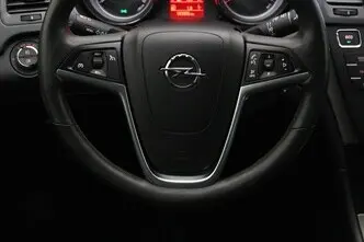 Opel Insignia, 1.4, 103 kW, bensiin, manuaal, esivedu