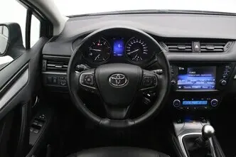 Toyota Avensis, 1.6, 82 kW, diisel, manuaal, esivedu