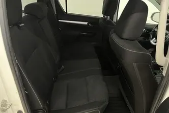 Toyota Hilux, 2.4, 110 kW, diesel, manual, four-wheel drive