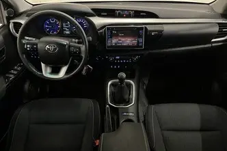 Toyota Hilux, 2.4, 110 kW, diesel, manual, four-wheel drive