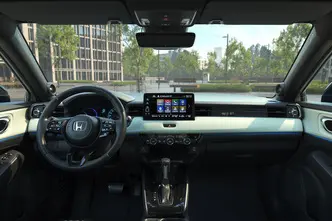 Honda HR-V, hybrid, automatic, front-wheel drive