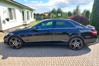 Mercedes-Benz E 220, 2.1, 125 kW, дизель, автомат, задний привод