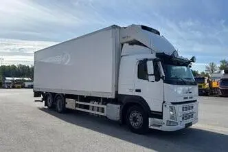 Volvo FM460 6x2 + CARRIER SUPRA 1250, 345 kW, diisel, automaat