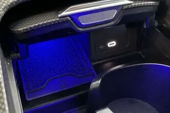 Mercedes-Benz C 300, 2.0, 230 kW, pistikhübriid, automaat, tagavedu