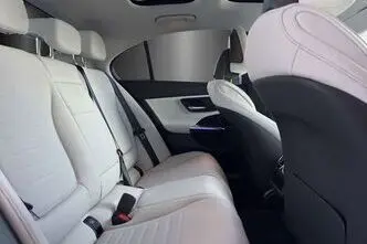 Mercedes-Benz C 300, 2.0, 150 kW, pistikhübriid, automaat