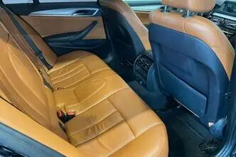 BMW 520, 2.0, 140 kW, diesel, automatic, rear-wheel drive