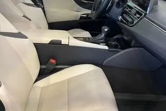 Lexus ES 300, 2.5, 131 kW, hübriid, automaat, esivedu