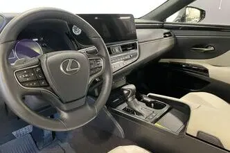 Lexus ES 300, 2.5, 131 kW, hübriid, automaat, esivedu