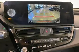 Lexus ES 300, 2.5, 131 kW, hübriid, automaat, esivedu