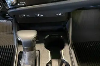 Lexus ES 300, 2.5, 131 kW, hybrid, automatic, front-wheel drive
