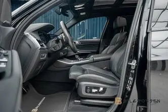BMW X5, 3.0, 250 kW, bensiin, automaat, nelikvedu