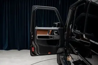 Mercedes-Benz AMG, 4.0, 430 kW, bensiin, automaat, nelikvedu