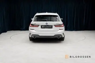 BMW 330, 2.0, 215 kW, гибрид, автомат, полный привод