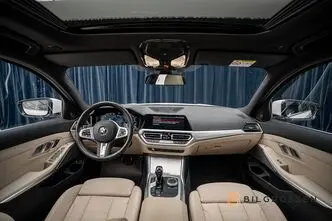 BMW 330, 2.0, 215 kW, гибрид, автомат, полный привод