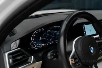 BMW 330, 2.0, 215 kW, гибрид, автомат, полный привод