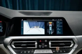 BMW 330, 2.0, 215 kW, гибрид, автомат, полный привод