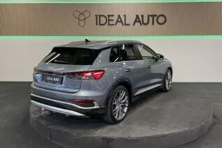Audi Q4 e-tron, 77 kW, electric, automatic, four-wheel drive