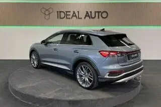 Audi Q4 e-tron, 77 kW, electric, automatic, four-wheel drive