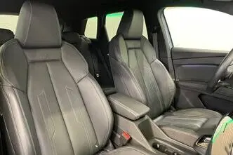 Audi Q4 e-tron, 77 kW, electric, automatic, four-wheel drive