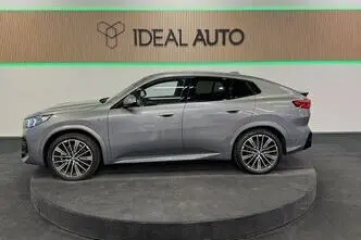 BMW iX2, 225 kW, elekter, automaat, nelikvedu