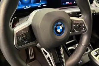 BMW iX2, 225 kW, elekter, automaat, nelikvedu
