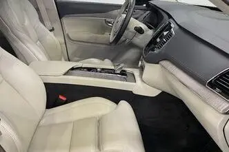 Volvo XC90, 2.0, 173 kW, hybrid, automatic, four-wheel drive