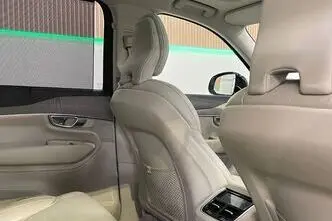 Volvo XC90, 2.0, 173 kW, hybrid, automatic, four-wheel drive