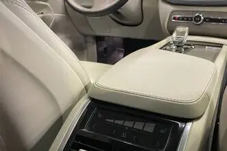 Volvo XC90, 2.0, 173 kW, hybrid, automatic, four-wheel drive