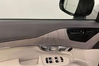 Volvo XC90, 2.0, 173 kW, hybrid, automatic, four-wheel drive