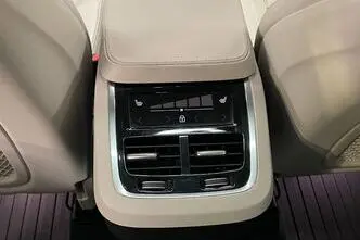 Volvo XC90, 2.0, 173 kW, hybrid, automatic, four-wheel drive