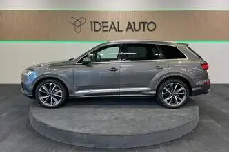 Audi Q7, 3.0, 210 kW, hybrid, automatic, four-wheel drive