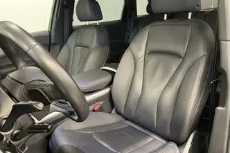 Audi Q7, 3.0, 210 kW, hybrid, automatic, four-wheel drive