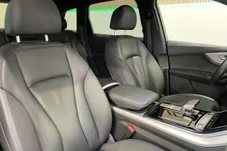 Audi Q7, 3.0, 210 kW, hybrid, automatic, four-wheel drive