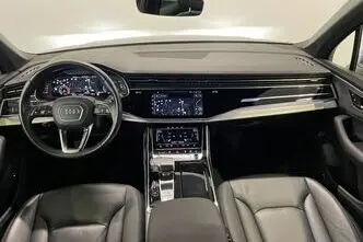 Audi Q7, 3.0, 210 kW, hybrid, automatic, four-wheel drive