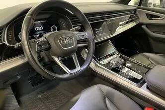 Audi Q7, 3.0, 210 kW, hybrid, automatic, four-wheel drive